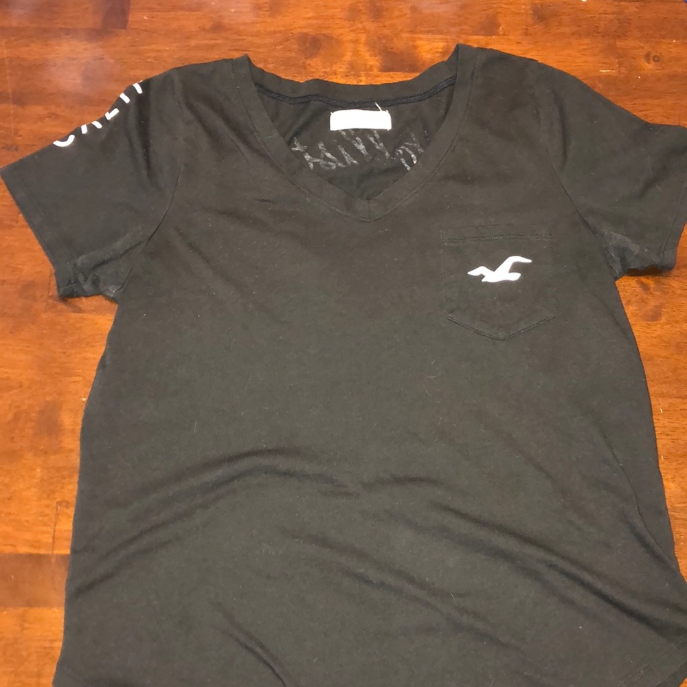 hollister t-shirt
